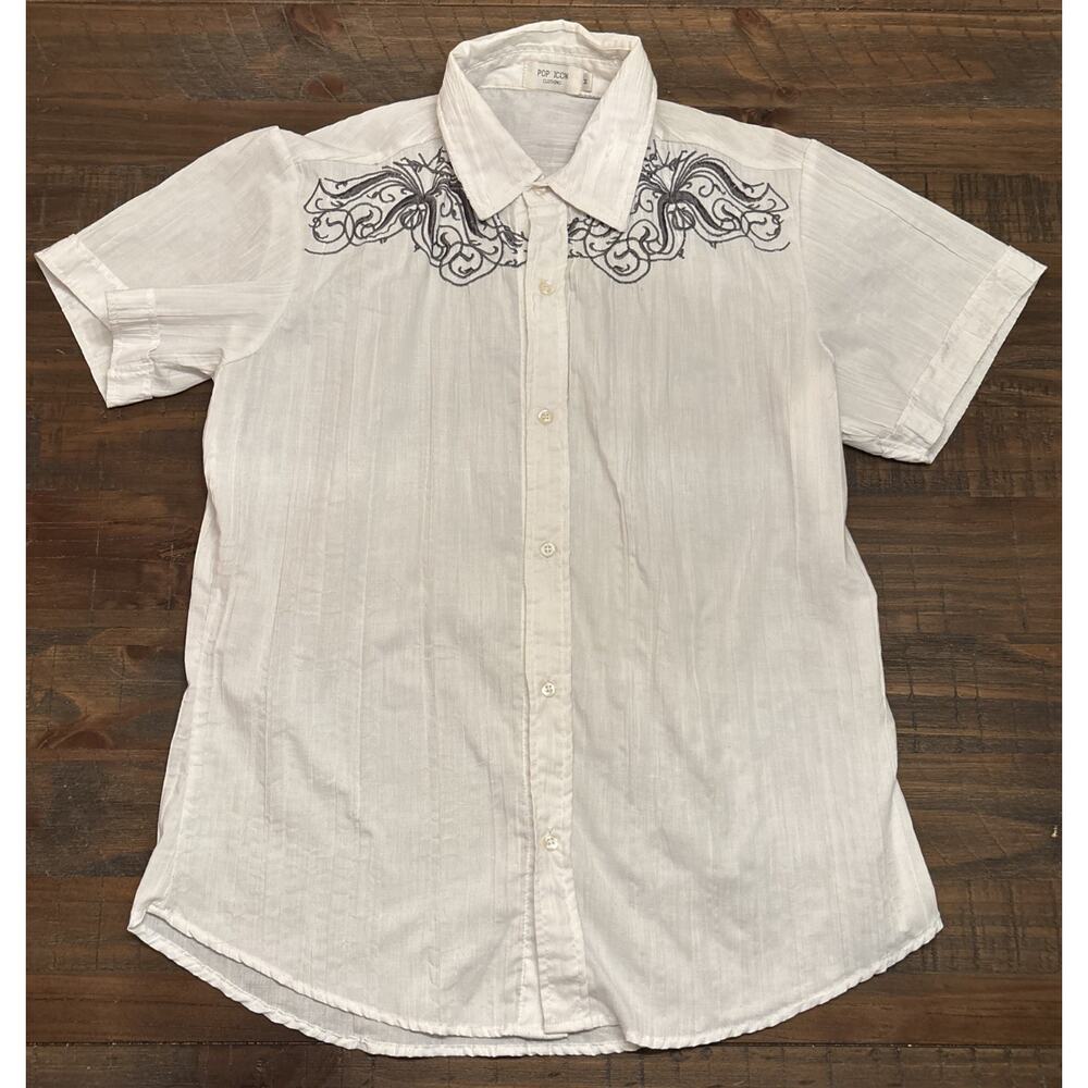 Pop Icon Shirt Mens M White Crinkle Short Sleeve Button Up Embroidered Casual